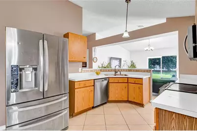 206 Great Yarmouth Court, Kissimmee, FL 34758 - Photo 10