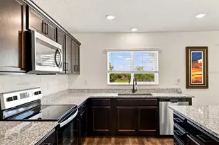 455 Overpool Ave, Davenport, FL 33896 - Photo 10