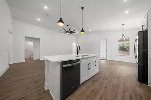 10153 Lynnhaven Rd, Spring Hill, FL 34608 - Photo 16