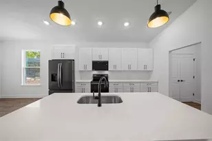 10153 Lynnhaven Rd, Spring Hill, FL 34608 - Photo 18