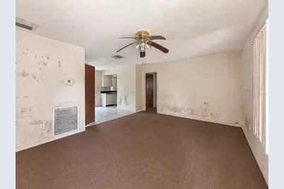 1918 E Hanna Avenue, Tampa, FL 33610 - Photo 4