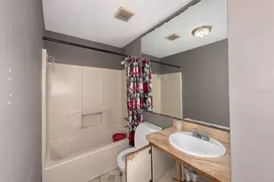 1918 E Hanna Ave, Tampa, FL 33610 - Photo 12