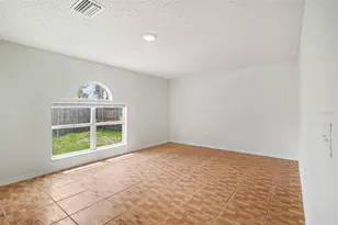 1093 Amanda Kay Cir, Sanford, FL 32771 - Photo 4