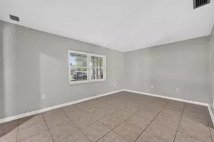 3240 Touraine Ave, Orlando, FL 32812 - Photo 6