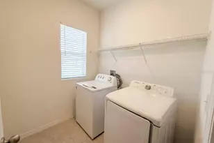 5853 Bullock Pl, Saint Cloud, FL 34771 - Photo 8