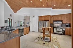 13342 W Lake Yale Rd, Umatilla, FL 32784 - Photo 28