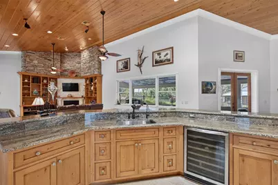 13342 W Lake Yale Road, Umatilla, FL 32784 - Photo 24