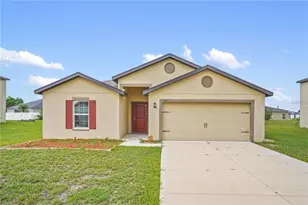 123 Violet Ct, Poinciana, FL 34759 - Photo 2