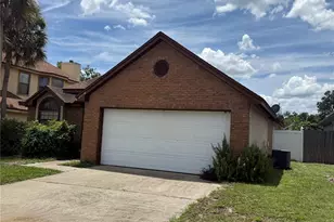 2218 Barkwood Ct, Lake Mary, FL 32746 - Photo 2