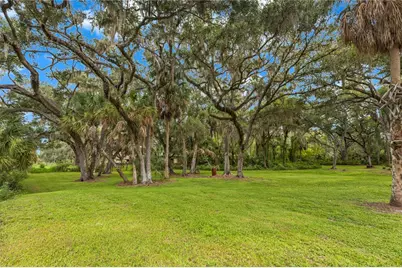 1213 Butch Cassidy Trail, Wimauma, FL 33598 - Photo 30