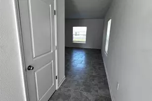 433 Sandbar Ln, Haines City, FL 33844 - Photo 10