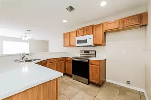 480 Danube Dr, Poinciana, FL 34759 - Photo 6