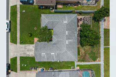 5121 Heatherstone Court, Kissimmee, FL 34758 - Photo 4