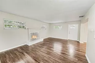2098 62nd Terrace S, Saint Petersburg, FL 33712 - Photo 2