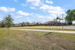 2451 Spring Breeze Dr, Leesburg, FL 34748 - Photo 28