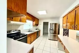 2410 Lando Ln, Orlando, FL 32806 - Photo 8
