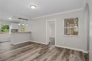 205 E Fountain St, Fruitland Park, FL 34731 - Photo 6