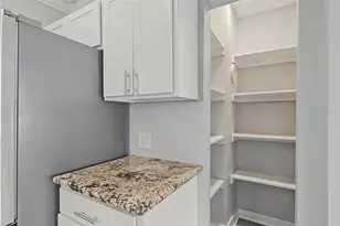 205 E Fountain St, Fruitland Park, FL 34731 - Photo 12