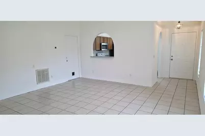 2160 Eola Court, Oviedo, FL 32765 - Photo 4