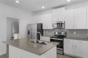 2563 Relaxing Ln, Kissimmee, FL 34744 - Photo 6