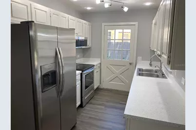 527 Hill Street #A, Eustis, FL 32726 - Photo 2