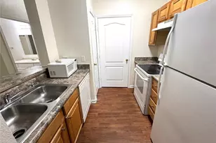 10519 Villa View Cir, Tampa, FL 33647 - Photo 6