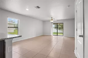 204 Hyacinth Ct, Poinciana, FL 34759 - Photo 12