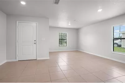 204 Hyacinth Court, Poinciana, FL 34759 - Photo 6