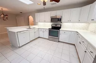 11540 Camp Dr, Dunnellon, FL 34432 - Photo 2