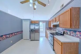 124 Seabearn Ct, Orlando, FL 32824 - Photo 8