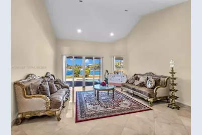 2710 Walkers Way, Weston, FL 33331 - Photo 10