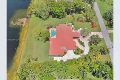 2710 Walkers Way, Weston, FL 33331 - Photo 54