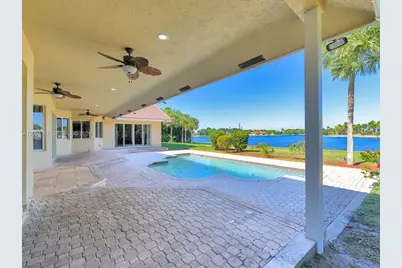 2710 Walkers Way, Weston, FL 33331 - Photo 38