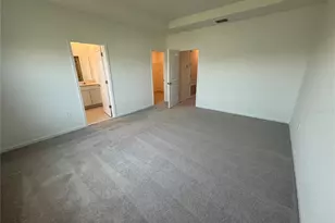 2563 Skyline Loop, Kissimmee, FL 34758 - Photo 12