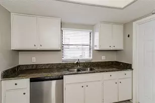 11322 Wolf Ct, Port Richey, FL 34668 - Photo 6