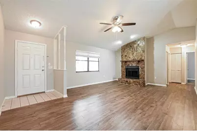 1309 Cove Place, Tavares, FL 32778 - Photo 2