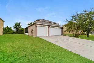 2361 Andrews Valley Dr, Kissimmee, FL 34758 - Photo 2