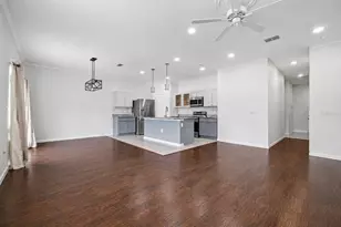 2270 Hemingway Cir, Groveland, FL 34736 - Photo 4