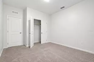 2270 Hemingway Cir, Groveland, FL 34736 - Photo 6