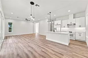 561 N Thompson Rd, Apopka, FL 32712 - Photo 14