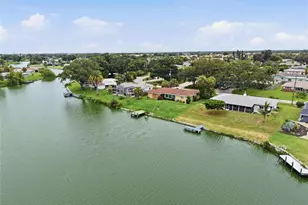412 W Shade Dr, Venice, FL 34293 - Photo 28
