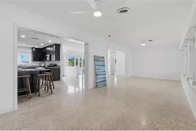 412 W Shade Drive, Venice, FL 34293 - Photo 12