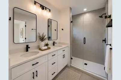644 and 646 E Franklin Street, Oviedo, FL 32765 - Photo 12