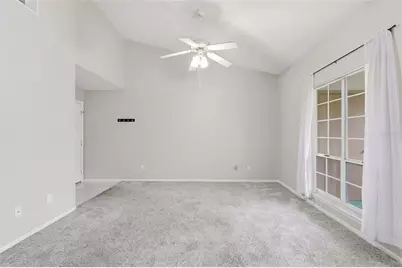 4696 Sussex Terrace #202, Orlando, FL 32811 - Photo 8
