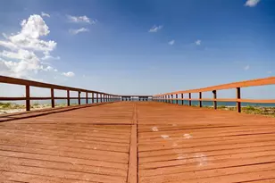 880 Mandalay Ave, Clearwater Beach, FL 33767 - Photo 20