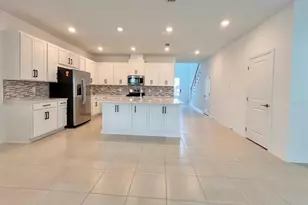 16319 Honey Harvest St, Winter Garden, FL 34787 - Photo 4
