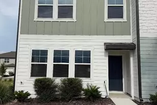 393 Grand Pne Ln, Saint Cloud, FL 34771 - Photo 2