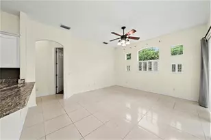 12516 Leatherleaf Dr, Tampa, FL 33626 - Photo 4