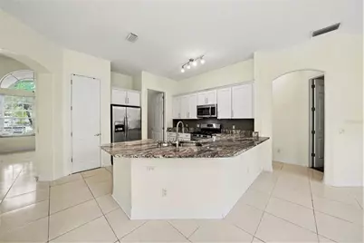 12516 Leatherleaf Drive, Tampa, FL 33626 - Photo 10