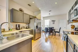 136 Sunset View Dr, Davenport, FL 33837 - Photo 12